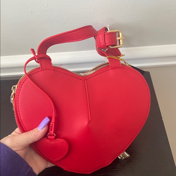 Bebe Vibrant Red Heart Crossbody Bag - Picture 5 of 5